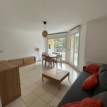 # Monaco - 3 - 6 Guests - Renovated And Fully Equipped