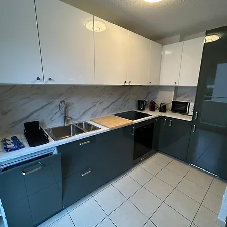# Monaco - 3 - 6 Guests - Renovated And Fully Equipped
